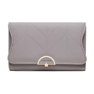 Stilīgs sieviešu maks ar metāla apdari vairākās krāsās