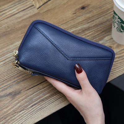 Portofel funcțional de damă cu fermoar și mâner scurt