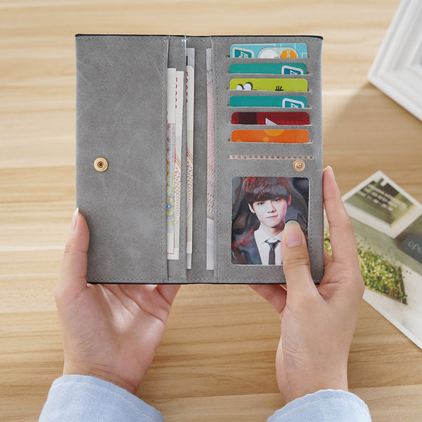 Sieviešu somiņa ar karšu slotiem