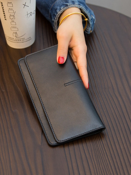 Moderns sieviešu maks no eko ādas