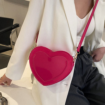Модерна малка чанта от еко кожа с формата на сърце