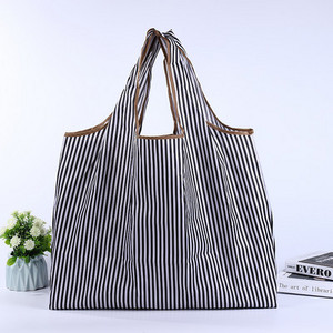 Geanta de dama model nou colorata cu doua manere