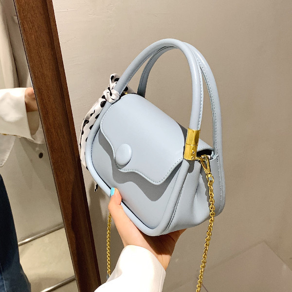 Maza sieviešu somiņa no eko ādas ar diviem rokturiem - vairākās krāsās