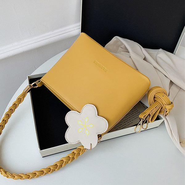 Jauna modeļa sieviešu ādas soma ar kulonu