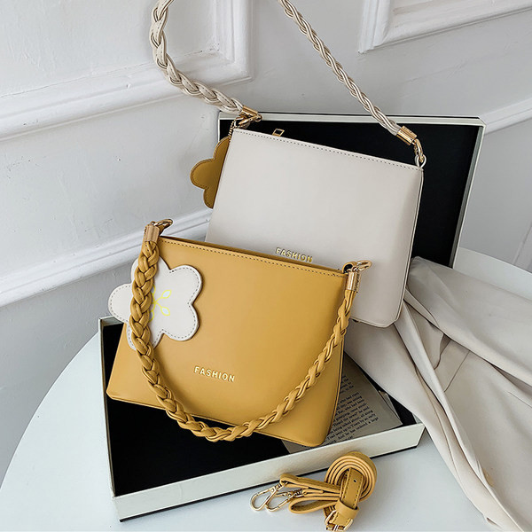 Jauna modeļa sieviešu ādas soma ar kulonu