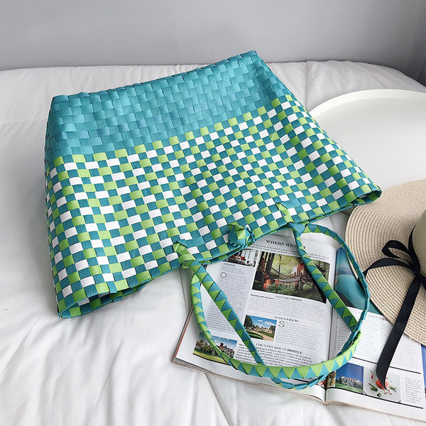 Μεγάλη τσάντα κατάλληλη για την  παραλία και καθημερινή ζωή