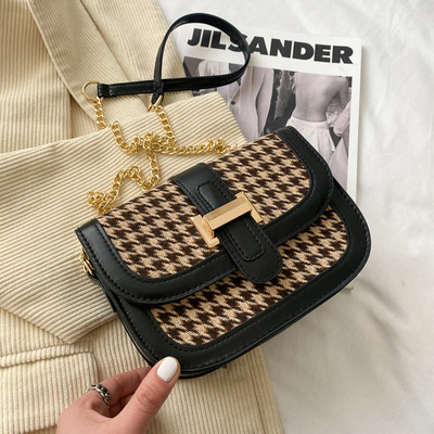 Sieviešu somas jauns modelis ar metāla aizdari un garu rokturi