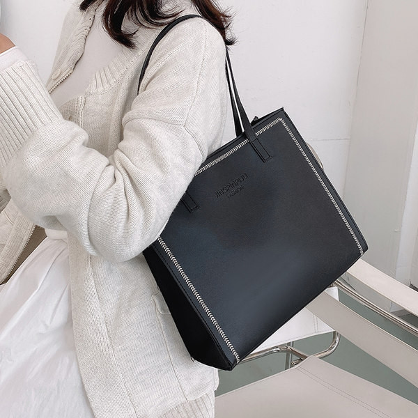 Model nou de geantă elegantă, potrivită pentru utilizarea de zi cu zi