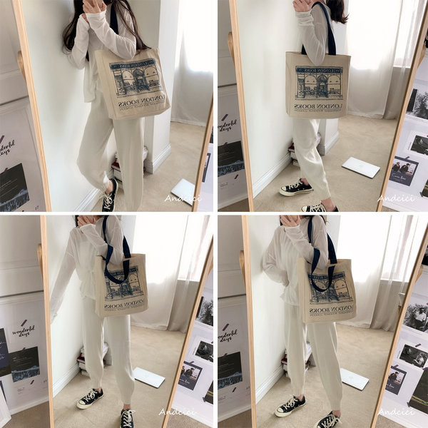 Γυναικεία καθημερινή τσάντα με επιγραφές