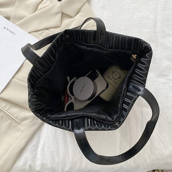 Дамска модерна чанта с две дръжки в четири цвята 