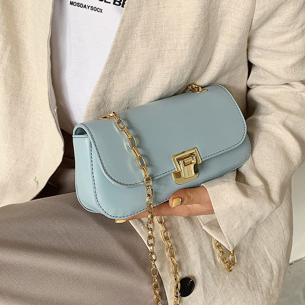 Sieviešu maza eko ādas soma ar metāla aizdari