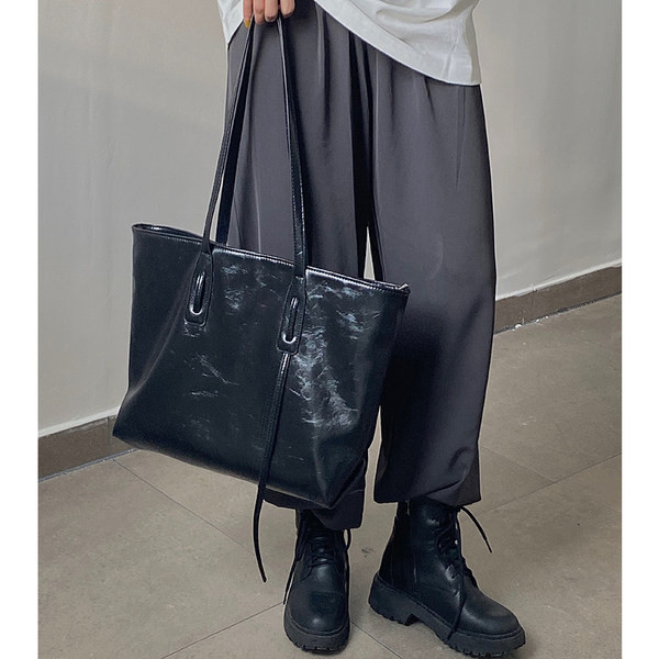 Έκο δερμάτινη μοντέρνα γυναικεία τσάντα ώμου