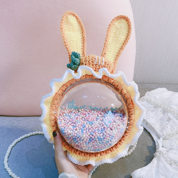 Geanta de dama transparenta cu elemente 3D