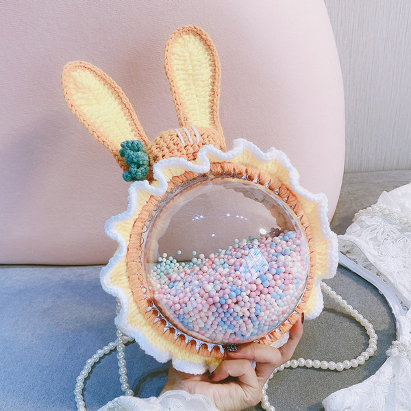 Geanta de dama transparenta cu elemente 3D