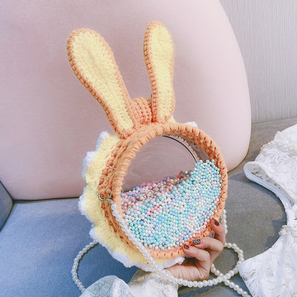 Geanta de dama transparenta cu elemente 3D