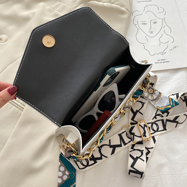 Sieviešu ādas soma ar tekstila rokturi trīs krāsās