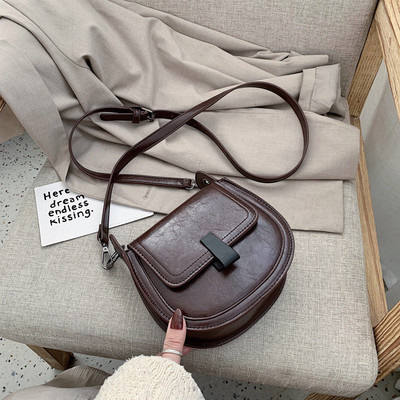 Γυναικεία τσάντα νέου μοντέλου από οικολογικό δέρμα - για τον ώμο