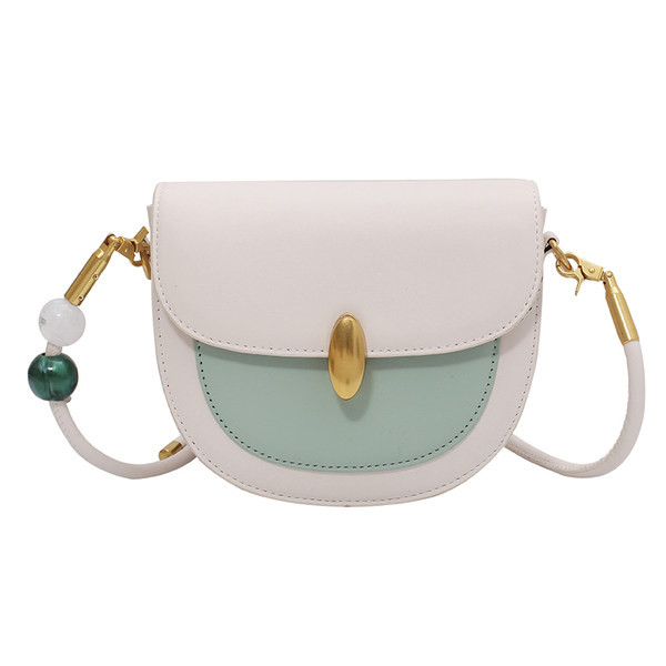 Ikdienas ādas soma ar garu rokturi un metāla sprādzi