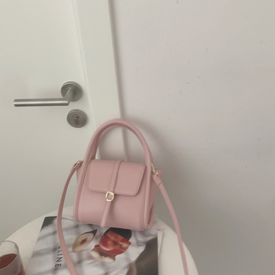 Moderna sieviešu maza somiņa no eko ādas vairākās krāsās