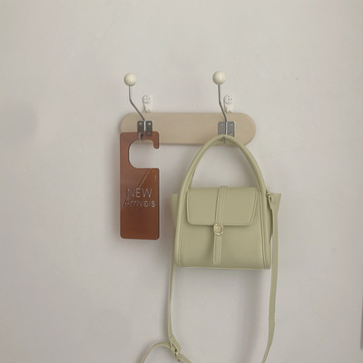 Moderna sieviešu maza somiņa no eko ādas vairākās krāsās