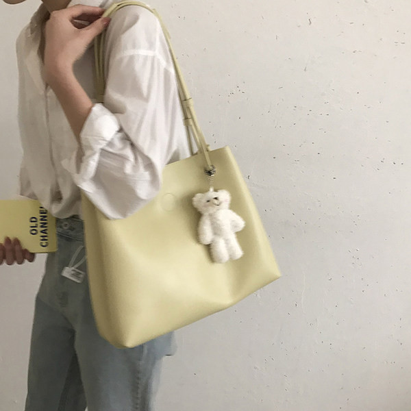 Casual γυναικεία τσάντα από οικολογικό δέρμα  σε διάφορα χρώματα