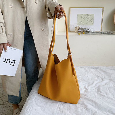 Sieviešu somas tipa soma ar sprādzi no eko ādas