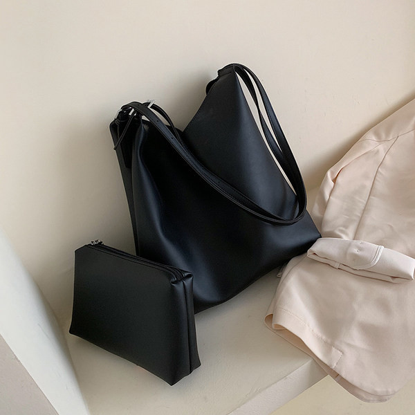 Sieviešu somas tipa soma ar sprādzi no eko ādas