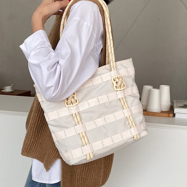 Sieviešu tekstila soma ar diviem rokturiem