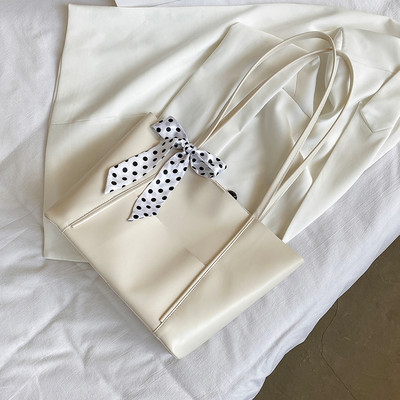 Μεγάλη έκο δερμάτινη τσάντα μεγάλου μεγέθους με υφασμάτινη κορδέλα