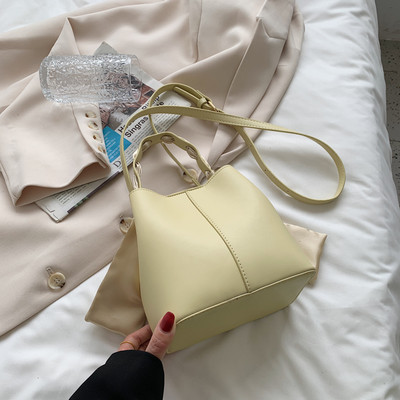 Sieviešu soma no eko ādas somas tipa ar diviem rokturiem