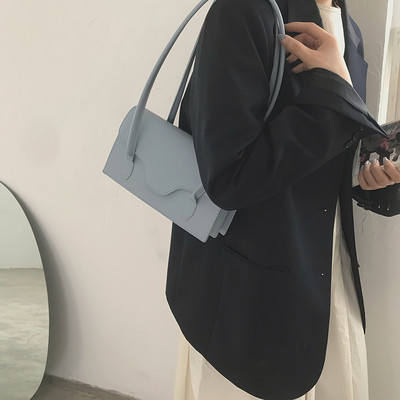 Sieviešu ādas plecu soma no eko ādas