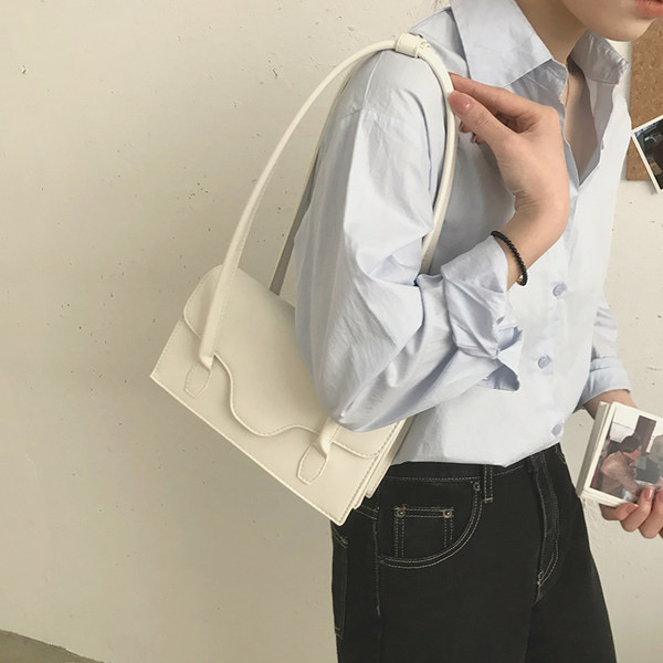 Sieviešu ādas plecu soma no eko ādas