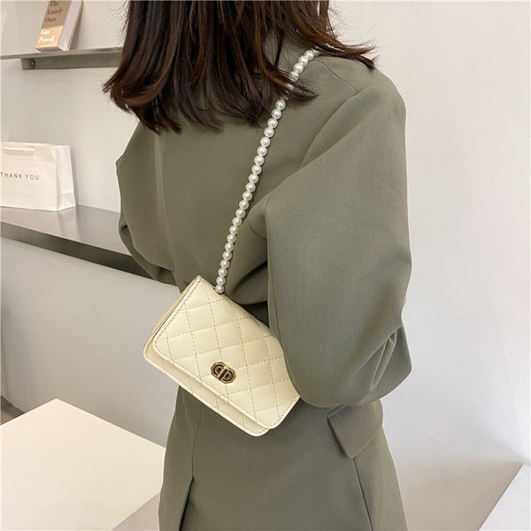 Geanta de dama din piele cu maner lung din perle