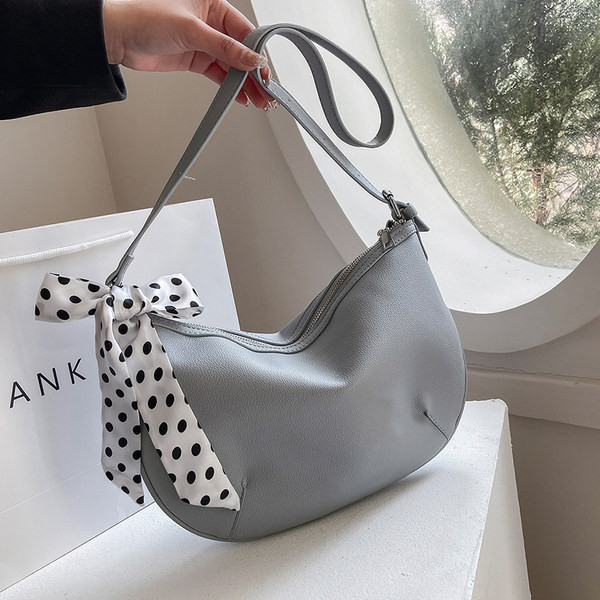 Geanta casual din piele cu panglica textila