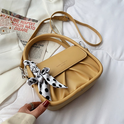 Μικρή καθημερινή τσάντα με κορδέλα και δύο λαβές