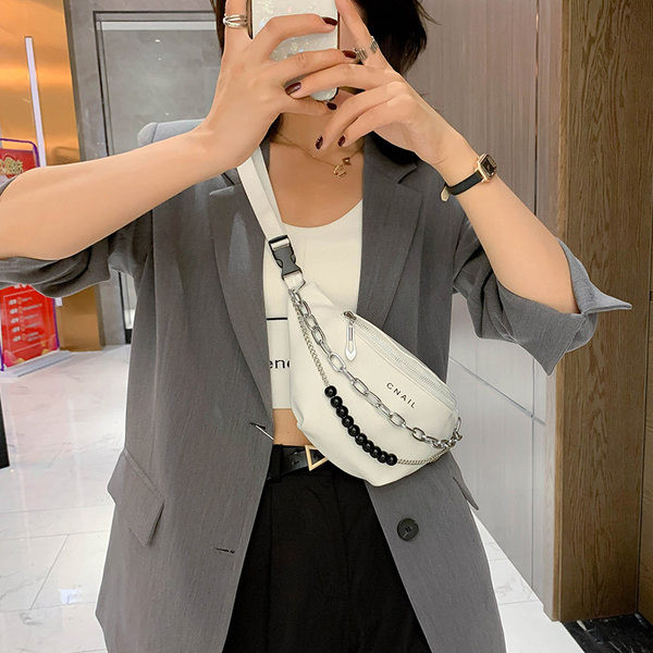 Sieviešu plecu soma ar metāla apdari un pērlēm no eko ādas