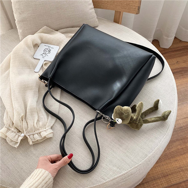 Sieviešu somas tipa soma no eko ādas