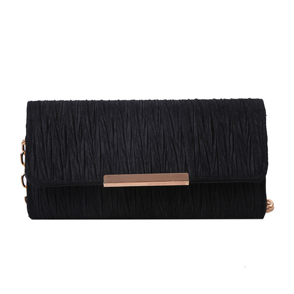 Jauna modeļa sieviešu soma ar metāla apdari un ķēdīti