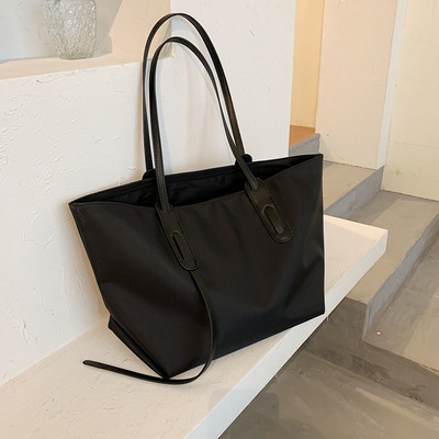 Γυναικεία τσάντα νέο μοντέλο