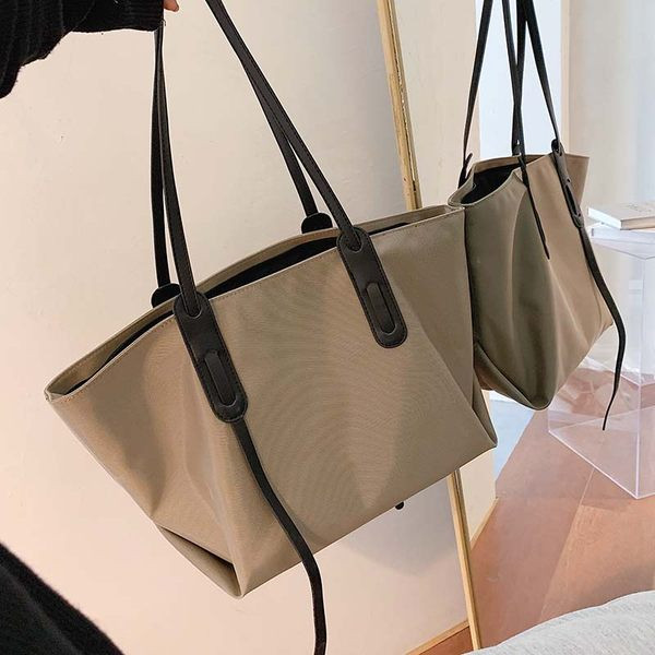 Γυναικεία τσάντα νέο μοντέλο