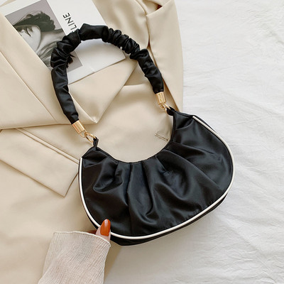 Moteriška odinė rankinė su trumpa rankena ant peties