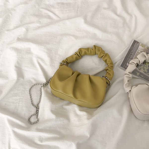 Σύγχρονη γυναικεία τσάντα από οικολογικό δέρμα με λαβή