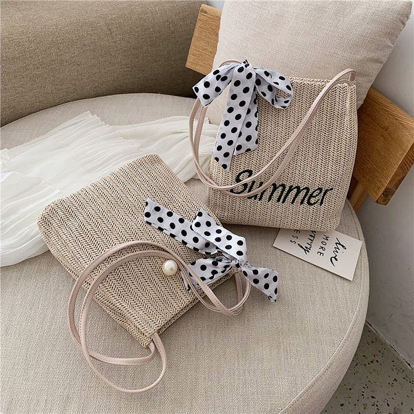 Γυναικεία τσάντα ώμου - δύο μοντέλα