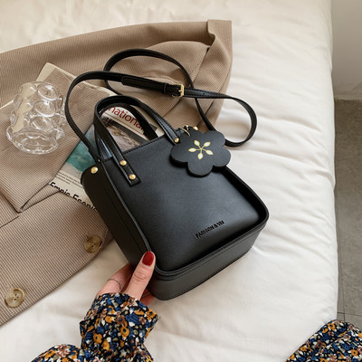 Geanta mica din piele din piele ecologica cu doua manere