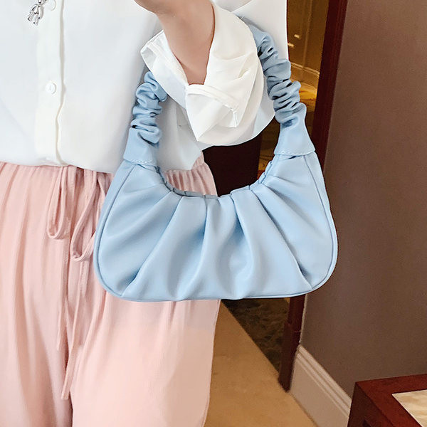 Sieviešu ikdienas soma no eko ādas ar īsu rokturi