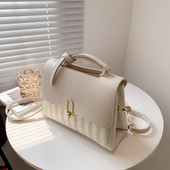 Ikdienas sieviešu soma no eko ādas ar metāla sprādzi