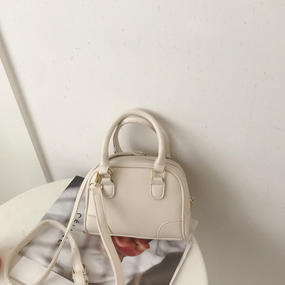 Γυναικεία τσάντα νέο μοντέλο από οικολογικό δέρμα με δύο λαβές - διάφορα χρώματα