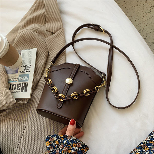 Geanta de dama actuala din piele ecologica cu doua manere