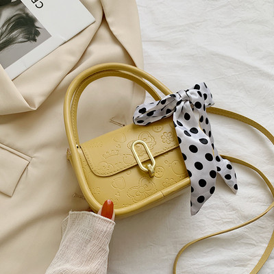 Καθημερινή τσάντα με διακόσμηση με πουά κορδέλα