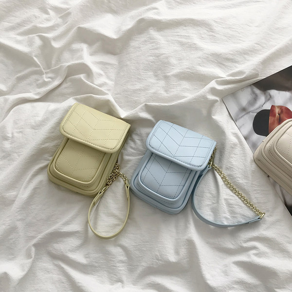 Σύγχρονη γυναικεία τσάντα από οικολογικό δέρμα με δύο χωρίσματα